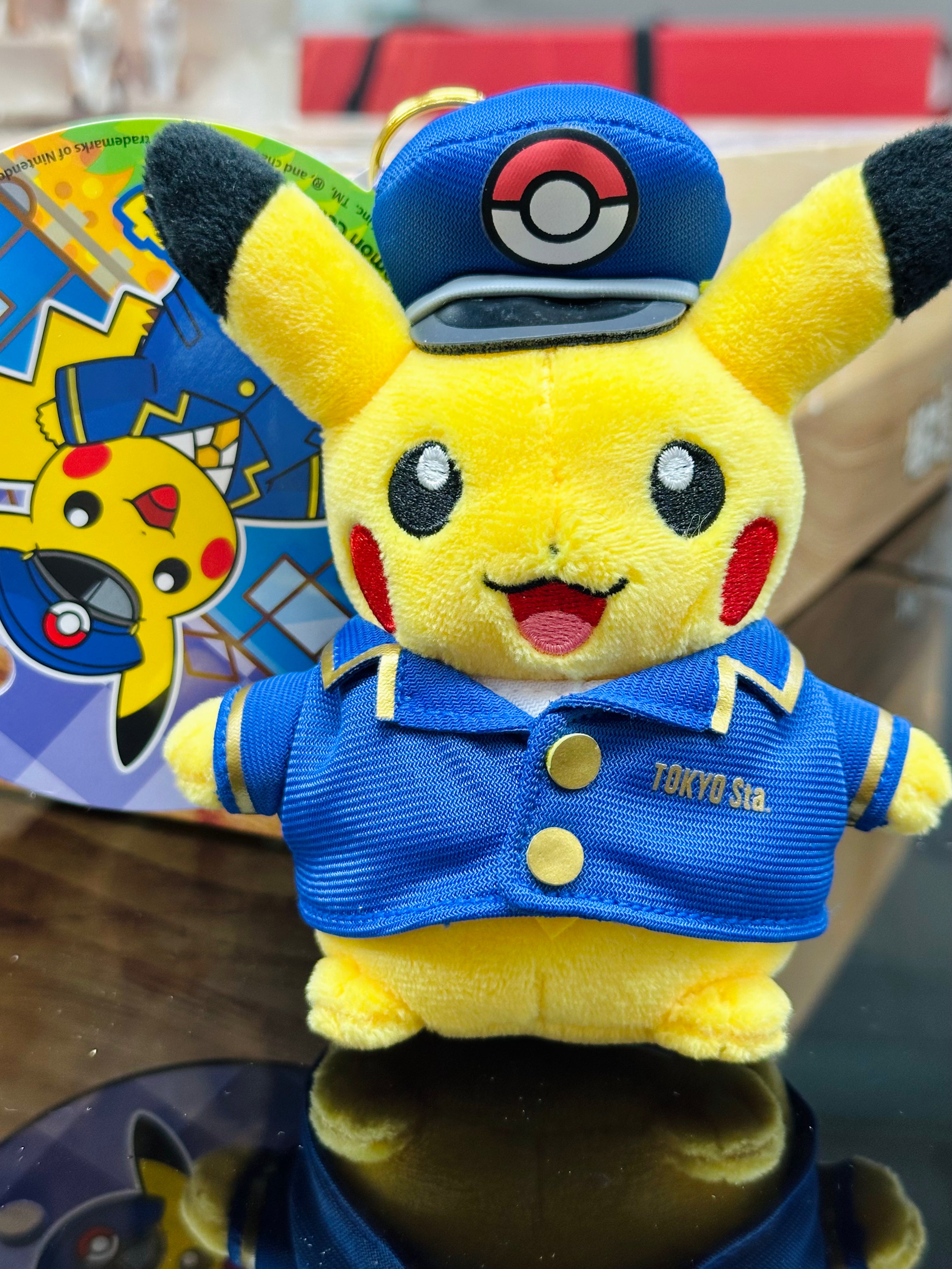 Peluche Pikachu Pokemon Center – Version Grande Taille – Tokyo Train Station