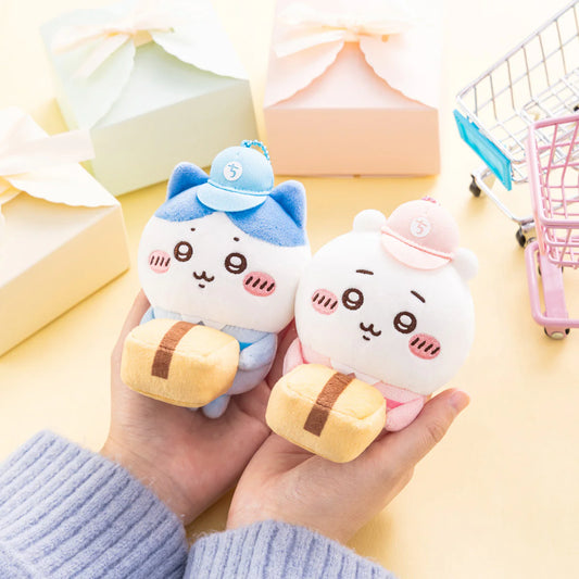 Chiikawa 送貨員/配送員 掛飾公仔 Delivery man Plush Charm - TOYZHOLIC